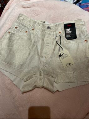 NWT Levi’s 501 Premium Silver Cut Off Denim Shorts size 24